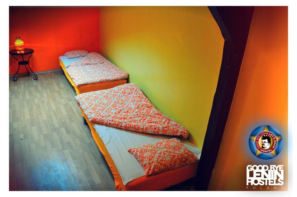 Let'S Rock Party Hostel! Age Limit From 18 Until 40! Krasków Cameră foto