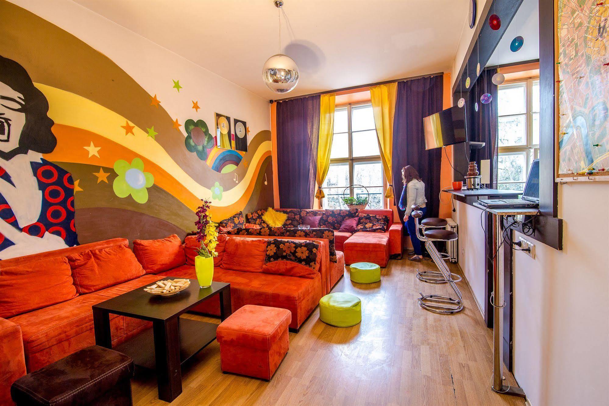Let'S Rock Party Hostel! Age Limit From 18 Until 40! Krasków Exterior foto