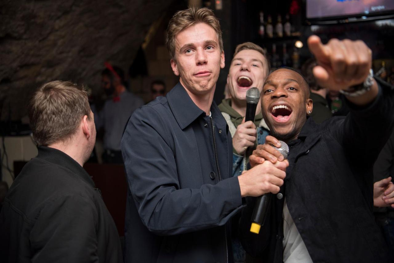 Let'S Rock Party Hostel! Age Limit From 18 Until 40! Krasków Exterior foto